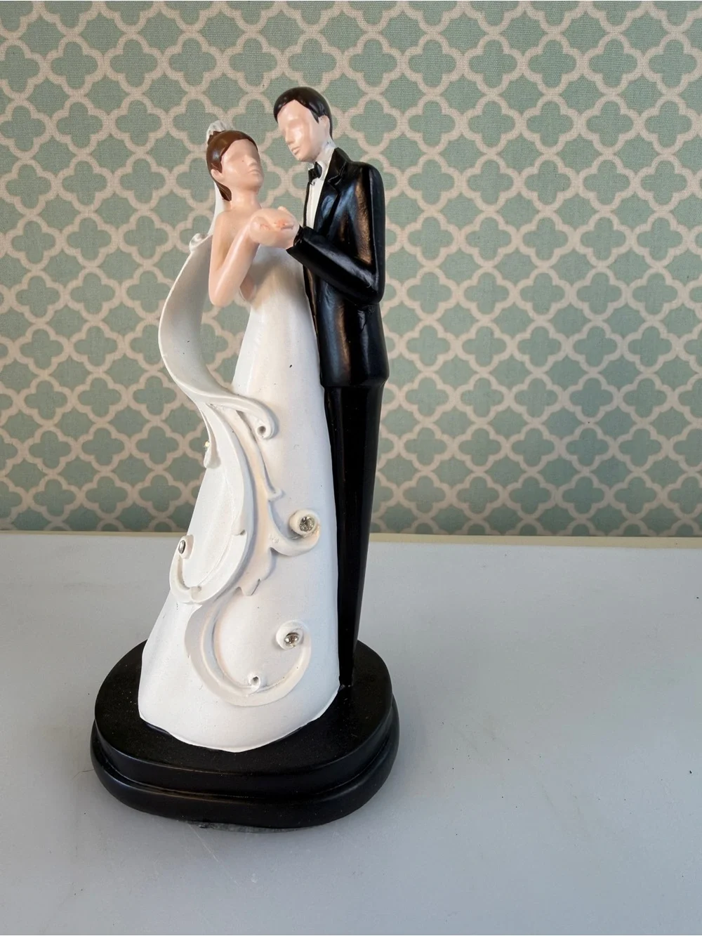 Romantic Bride and Groom Cake Topper - White and Black
